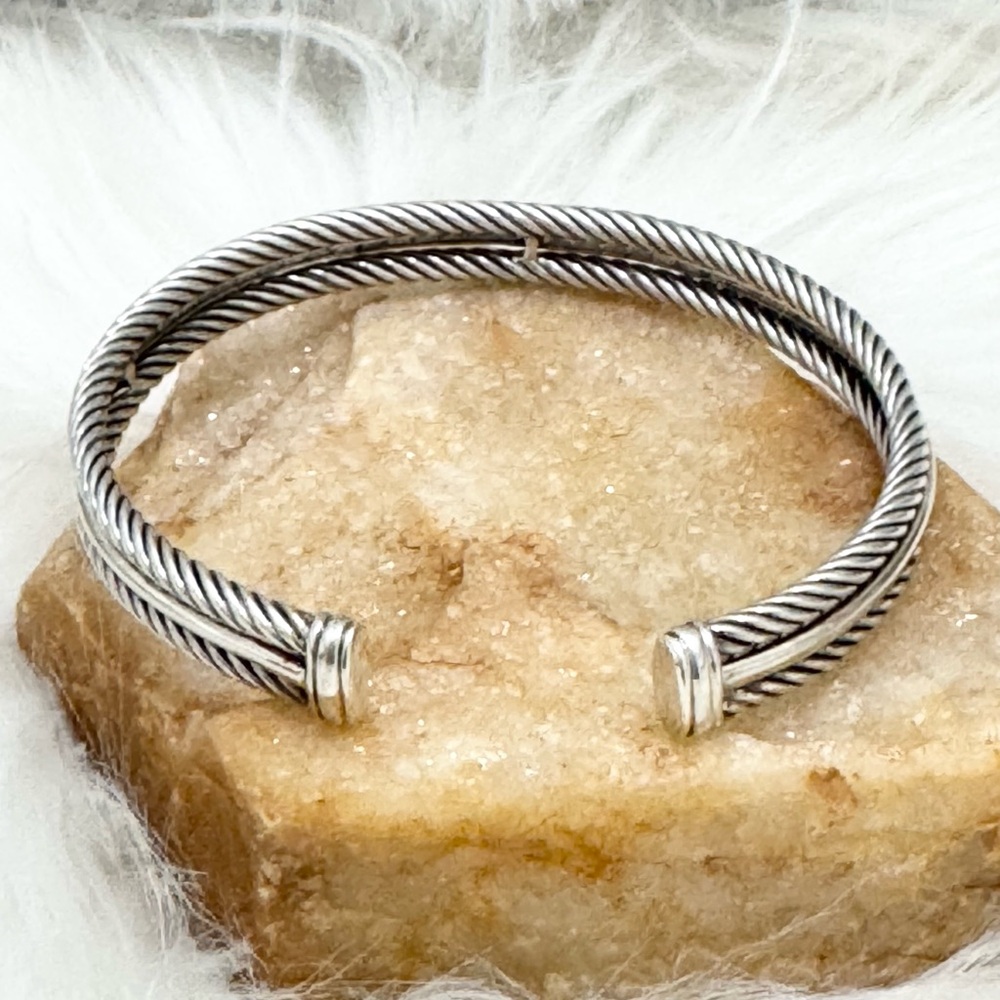 David Yurman .925 14K Gold Double Cable Diamond Cuff Bracelet $2,250 - Picture 5 of 9